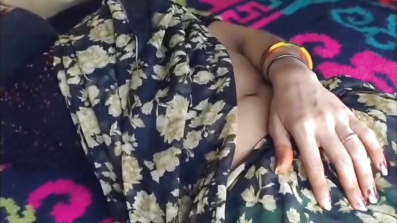 DESI XXX  MAKAN MALIK NE AKELI BHABHI KE SATH KIYA SEX SHORT FILM