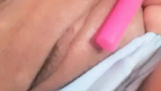 Arkadaşım erkek arkadaşını benimle paylaşıyor ve jakuzide sert sikişiyoruz