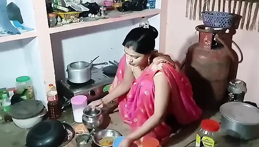 Сводная сестра случайно трахает сводного брата трахом стоя