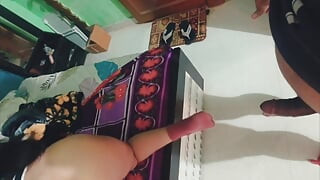 Horney Latika doggy style sa dečkom sa velikim kurcem