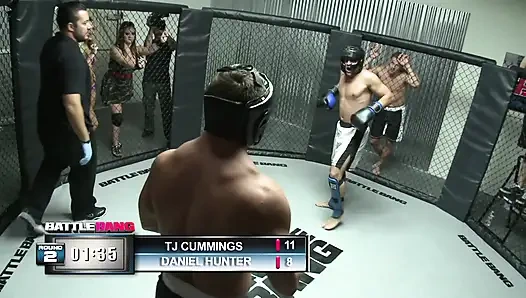 Big ass blonde likes to fuck her box winner with ass and pussy