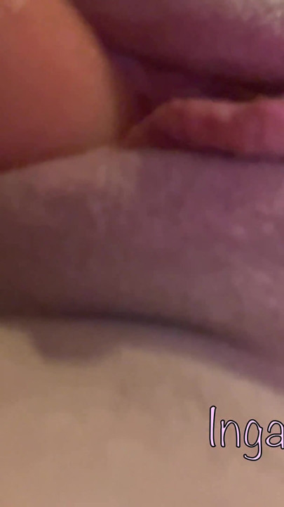 Perverted Girl Pees and Masturbates with a Fat Dildo