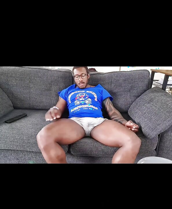 看橄欖球時非常淫蕩