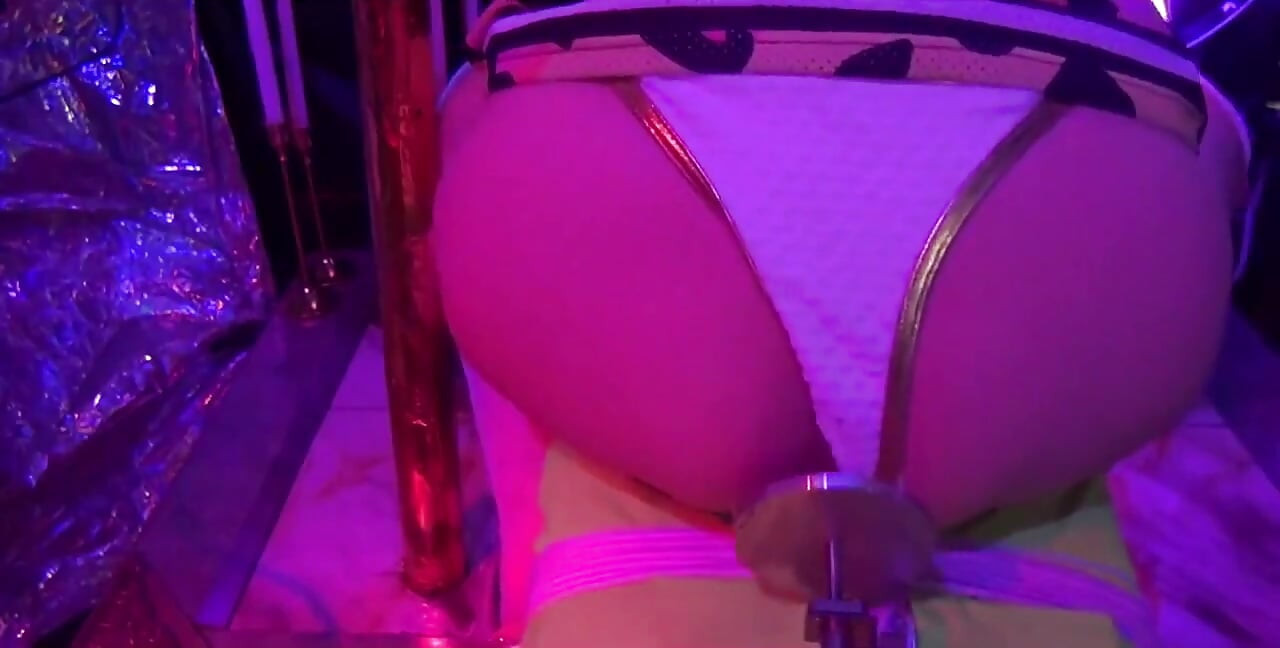 Toypleasurexxx - золота іграшка для моєї молодої дупи