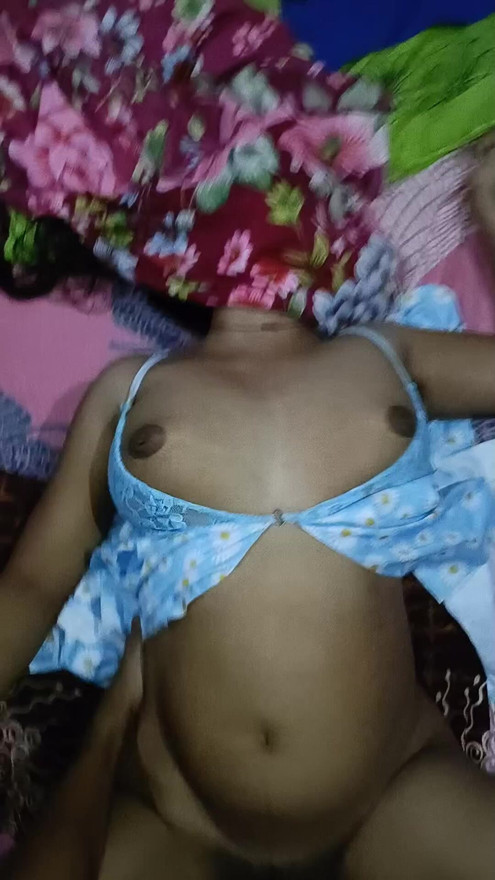 Fucking beautiful big bouncing boobs desi bhabhi