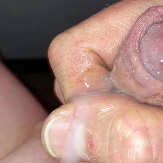 Sticky Fingers, love to lick all of it XXX
