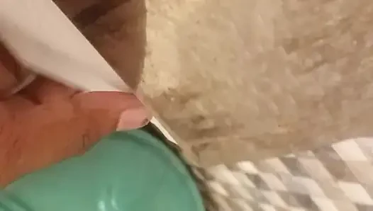 Yeni desi banyoda seks videosu bölüm 1