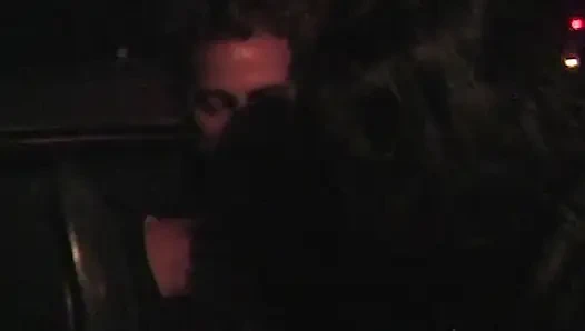 Versaute Taxifahrt: Heiße Action im Cab