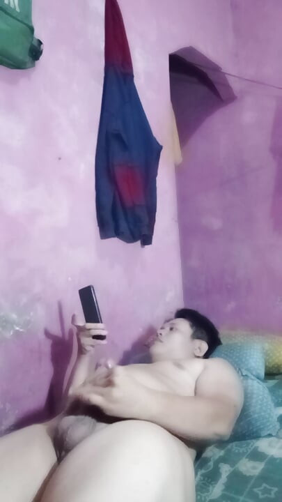 호기심이 많은가요? 어서, 바로이 참조, 그것은  뜨겁을 것입니다.