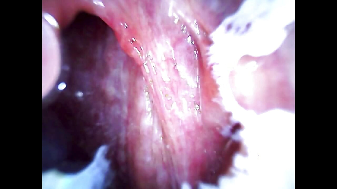 Tragada de diosa descuidada: mi boca es tu prisión buruda