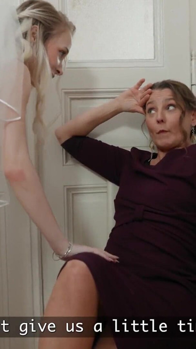BRIDE4K. De geile dokter kan zichzelf niet beheersen als hij deze prachtige bruid ziet | Clip 2