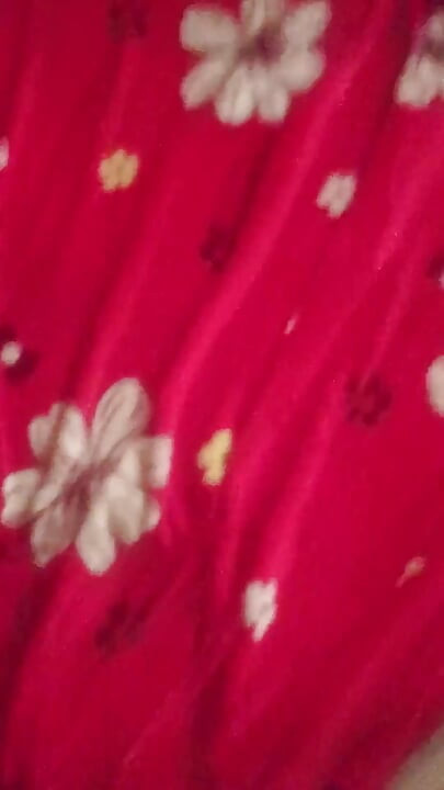 Sexy GF Queen4desi Hot Housewife Sex in Public