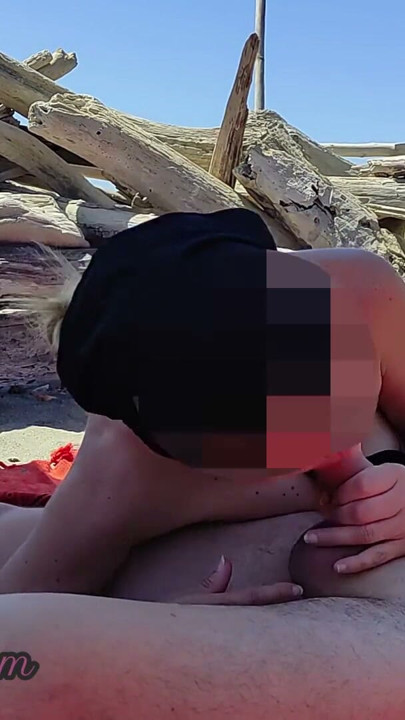 Risky Blowjob on the Canary Beach Almost caught - MissCreamy | Clip 1