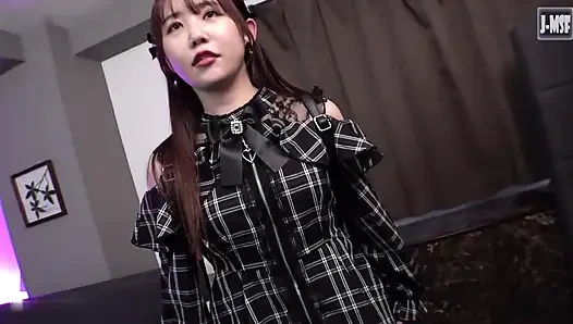 Yağ sırılsıklam moda kızı çıldırtarak takıntılı bir şekilde