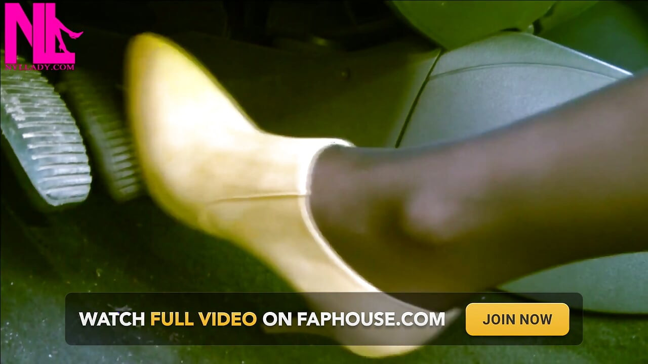 Soft Revving in Yellow Boots and Black Pantyhose