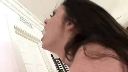 Andy San Dimas göt deliğini dölletir sonra Ashlynn Leigh dölünü yalıyor