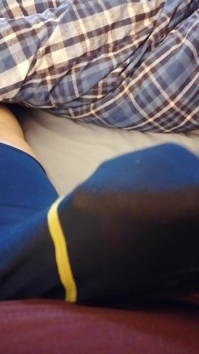 Cumming in Shorts