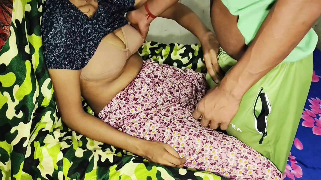 Friends wife fucked while friend at work.