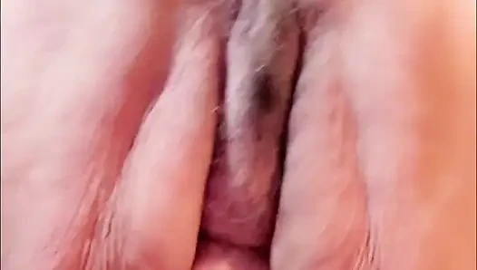 Granny Wrinkly Naked Ass and Thighs Video Compilation
