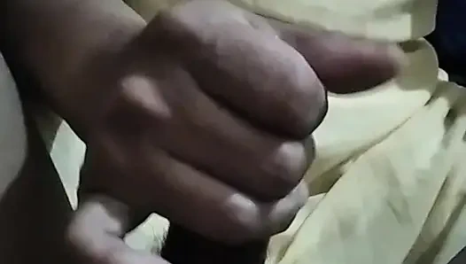 Pijat kontol dengan tetangga sangat menantang