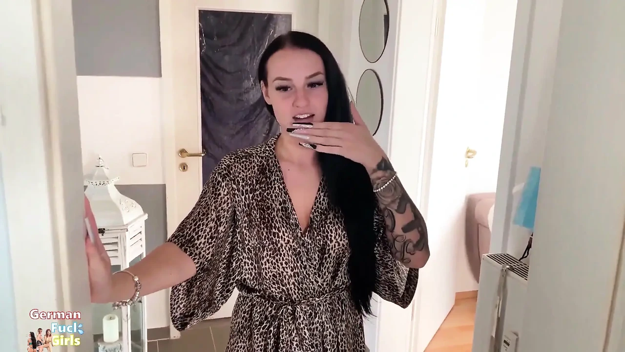 Sexy Black Haired Gets Creampie From Neighbor