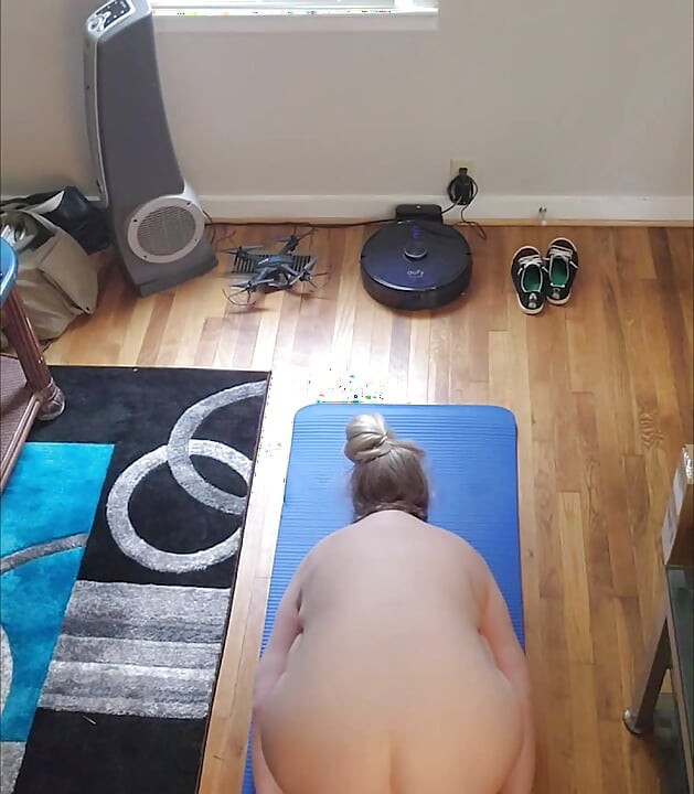 Het BBW gör sin morgonyoga!