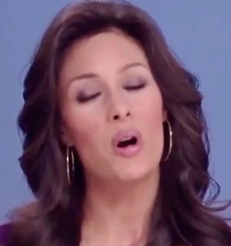 Liz Cho loop #3