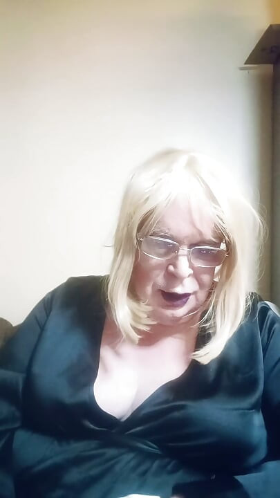 Part 1 - BBW TV discussing her many years in the BDSM and Kink world