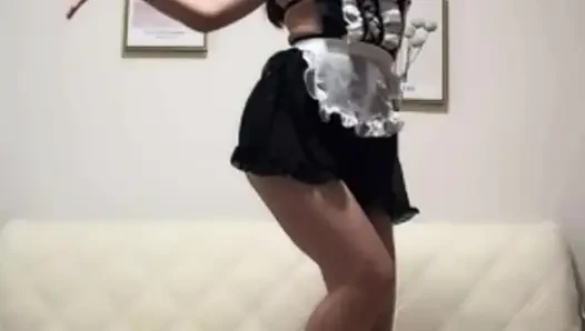 Housemaid on live camera while her boss watched Dildo Blowjob