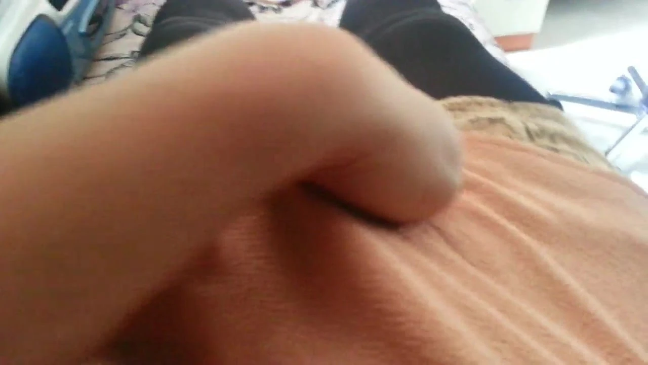 Masturbacija u čarapama 4