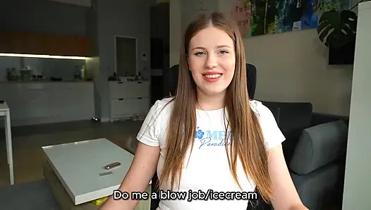 Das mädchen spricht nicht sehr gut poliert, also hat sie sex mit mir - bella Crystal