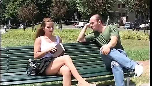 Жестко трахни мою волосатую киску