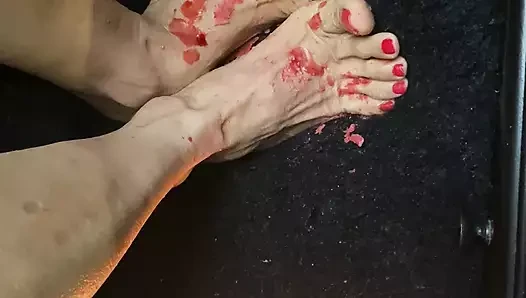 Candle light on tiny feet with sexy toes