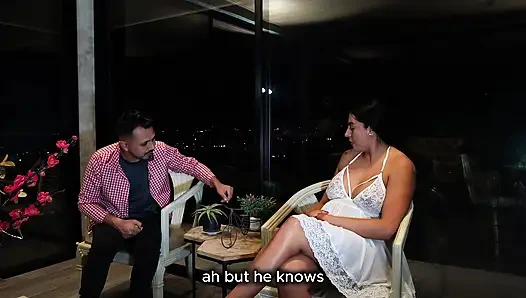 Я обнаружил, что могу контролировать и трахать свою беременную жену с помощью простого пульта дистанционного управления