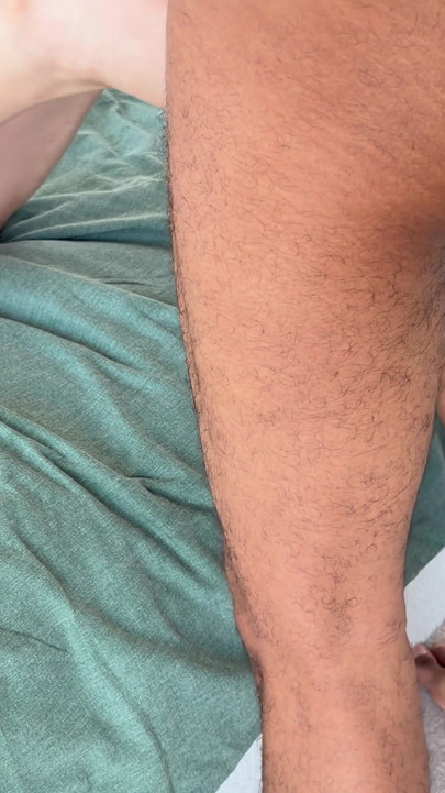 Random Hook up Fucks Me Feet After a Massage You Adding or Cleaning up