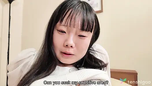 Симпатичная японская брюнетка Кокона Химекава, которая обожает нежный секс.