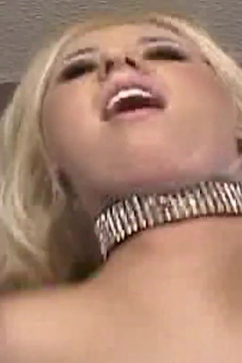 Gorgeous blonde stepsister gets banged by horny stepbrother