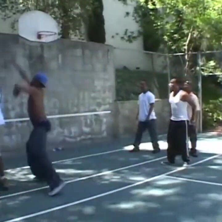 Žestoka međurasna dvostruka penetracija