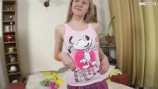 With the toy I prepare your ass for anal