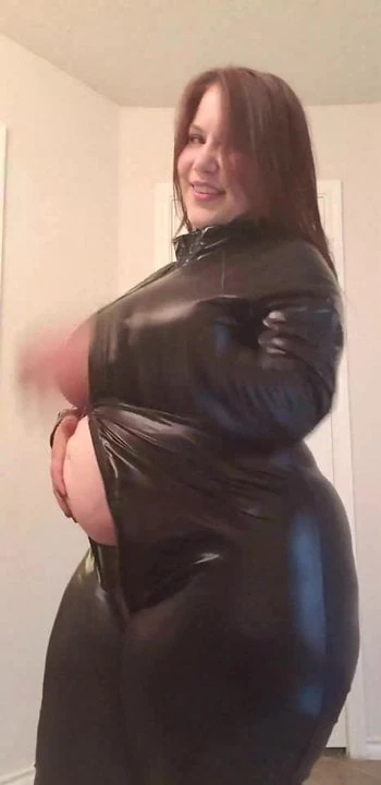 Mal Malloy - Super Sexy Catsuit 4