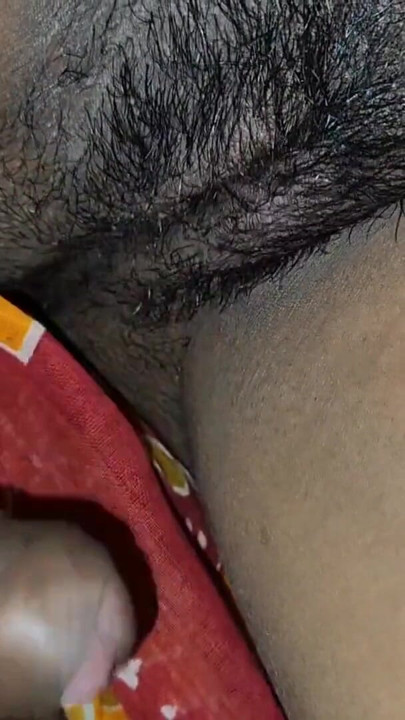 Desi Aunty Sharing bed Wet creamy Pussy Hot Sex | Clip 1