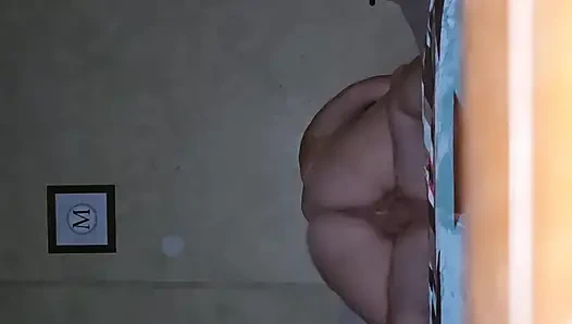 Ihre enge muschi ficken und sie meinen schwanz reiten lassen