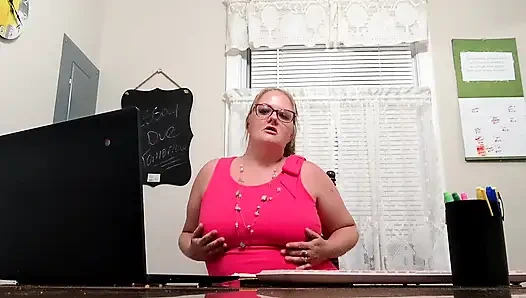 Hamile öğretmenin yeni!