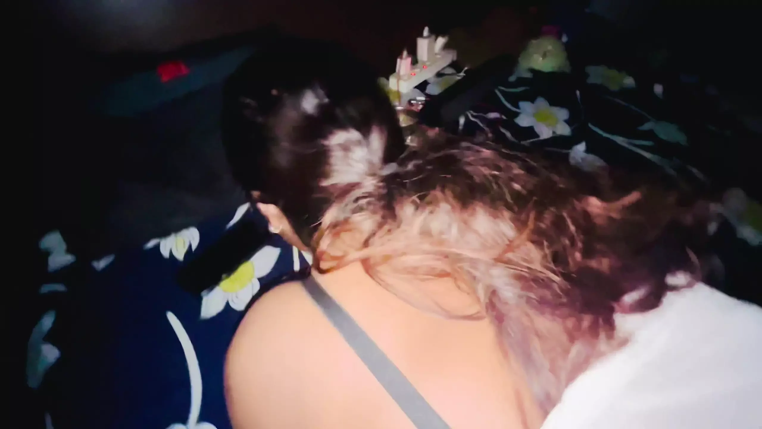 Le cul de Savita bhabhi sexy a eu la chance de frapper