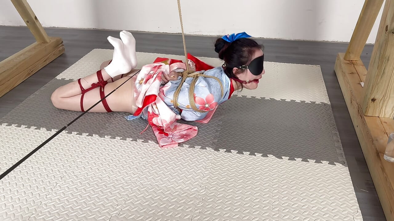 Güneşli bir günde kimono giymenin doruk versiyonu