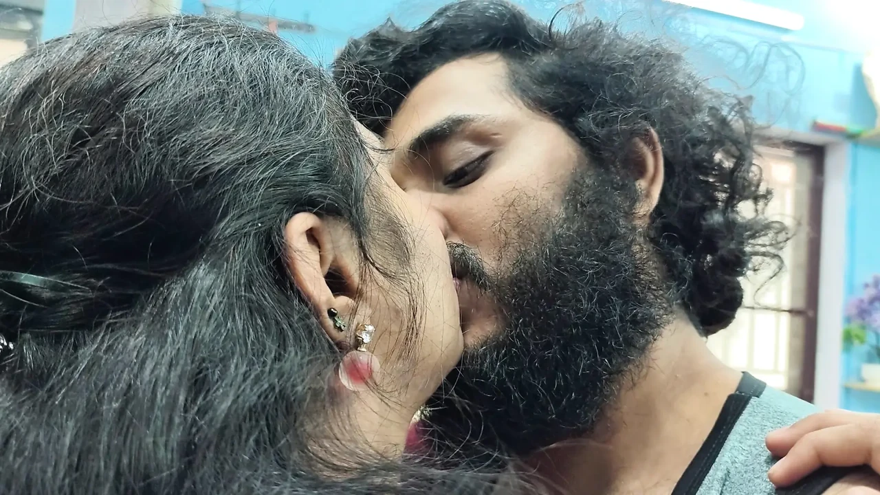 Couple Lip Lock Romance, Malayali Hot Couple Lip Lock Romance