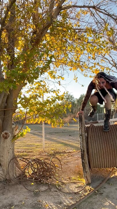 Seksowna Got dziewczyna bierze gorące siusiu
