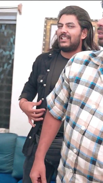 Momen ikonik dari "gadis kampus india dientot habis-habisan sama pemilik kamar"