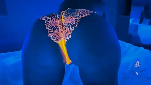 Выключение света, свечение