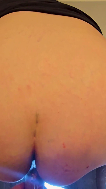 Hungry throat breaks through creamed tight ass without restraint | Clip 1